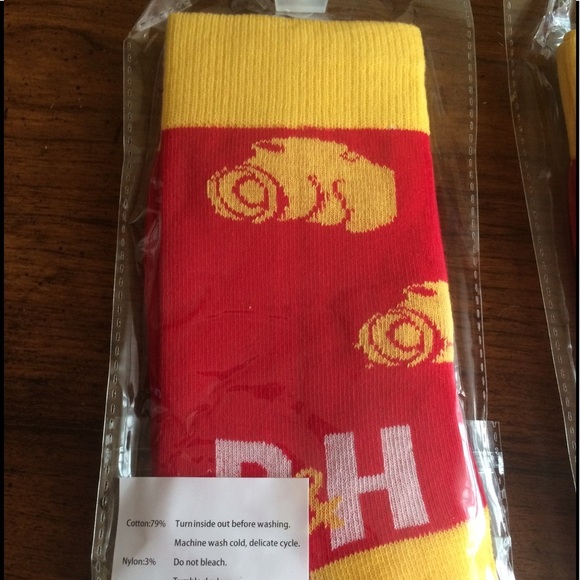 Yellow red camera socks - Picture 2 of 3